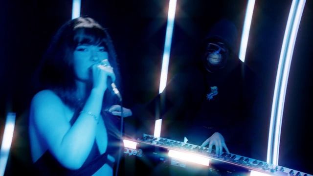Swedish House Mafia & The Weeknd - Moth to a Flame (Live cover by Ana Whiterose) смотреть онлайн