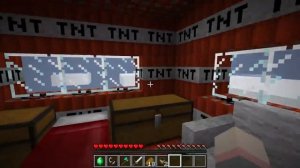 ДОМ ВНУТРИ БЛОКА ДИНАМИТА ТНТ В МАЙНКРАФТ  КАК ПОСТРОИТЬ ДОМ СЕКРЕТНЫЙ ЛАЙФХАК ЧЕЛЛЕНДЖ.