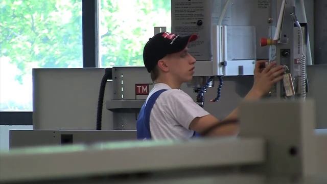 Commitment to Manufacturing - Super HTEC Opened in Austria смотреть онлайн
