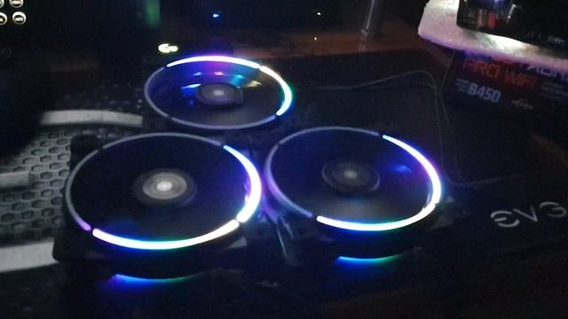 PCCOOLER CORONA 3-in-1 FRGB KIT RGB 효과 смотреть онлайн