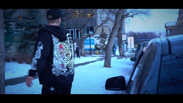 Broken Glass - Mindset of a King (ft. Nino Bless & Trippz) Official Video смотреть онлайн