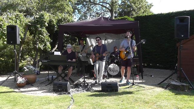 She Came In Through The Bathroom Window - Liberty Ships Sing The Beatles смотреть онлайн