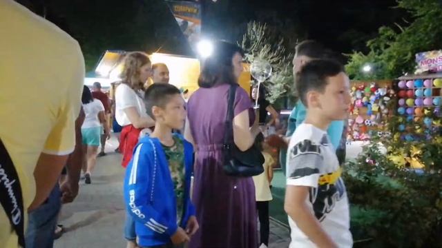 23 августа дорога домой через парк смотреть онлайн