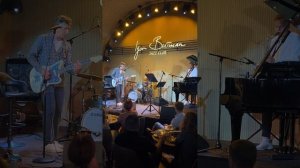 Валерий Сюткин - Как жаль что ты сегодня не со мной