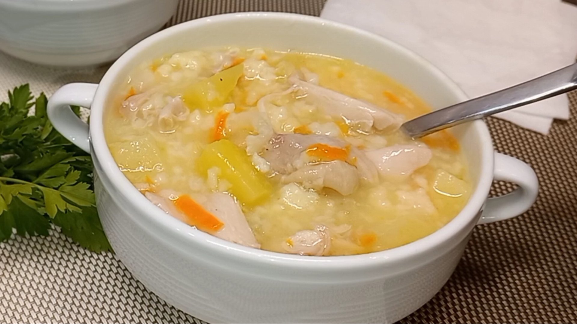 КУРИНЫЙ СУП ,,ЗАТИРУХА,, САМЫЙ ЛЮБИМЫЙ СУП ИЗ ДЕТСТВА! смотреть онлайн