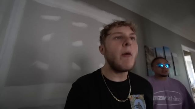 IF YOU EVER SEE THESE BLOODY WEAPONS AT STROMEDY'S HOUSE RUN!! (SCARIEST MOMENTS OF ALL TIME) смотреть онлайн