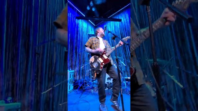 The Gaslight Anthem (surprise show) - Handwritten - Crossroads 6-18-2022 смотреть онлайн