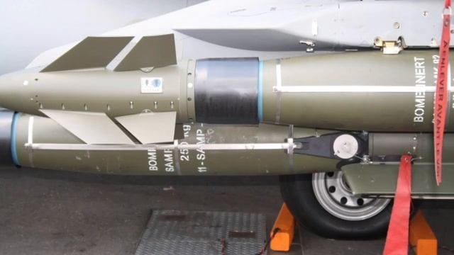 France Airforce देगी अपने Stock में से Hammer Missile Indian Rafale Fighter Jet के लिए इसी महीने смотреть онлайн