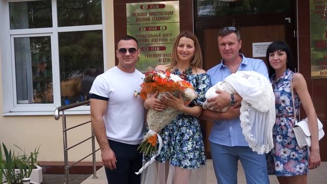 Выписка из роддома смотреть онлайн