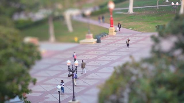 tiltshift.mp4 смотреть онлайн