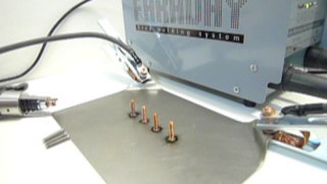 Приварка крепежа на тонколистовую сталь аппаратом ФАРАДЕЙ (FARADAY) смотреть онлайн