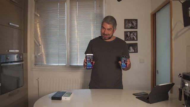 On déballe les IPHONE 12 MINI et IPHONE 12 PRO MAX смотреть онлайн