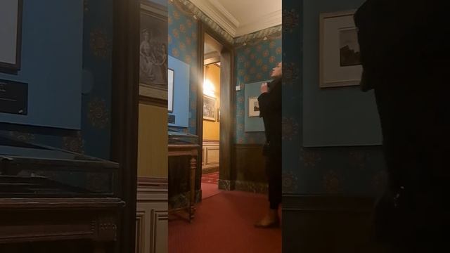 Как романтизм как мироощущение разрушает жизнь женщин смотреть онлайн