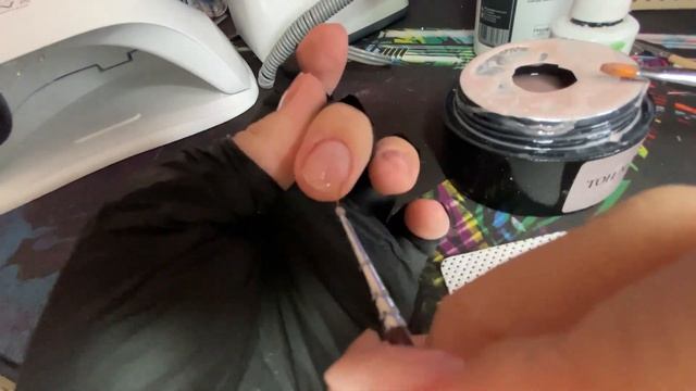 Маникюр самой себе, а также крутые идеи маникюра клиентам 💅🏻🥥 смотреть онлайн