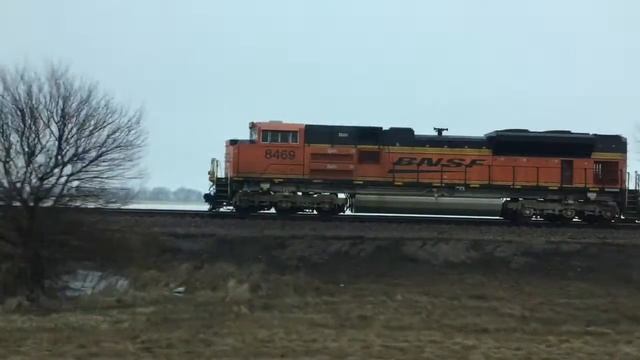 ACe and Executive MAC Haul Empty Drag Through the Rain смотреть онлайн