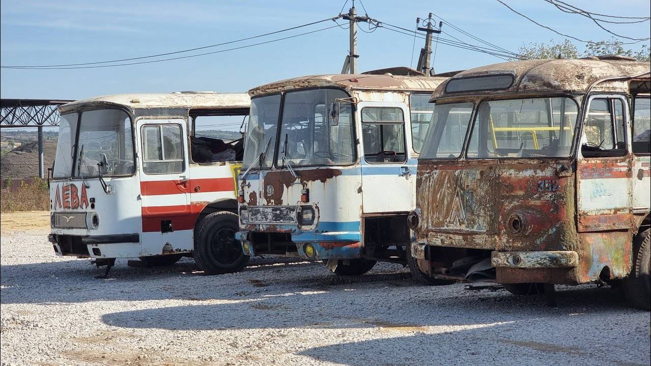 Сложная эвакуация Советских автобусов ЛАЗ! / Строим с нуля ПАТП ВегаБус! смотреть онлайн