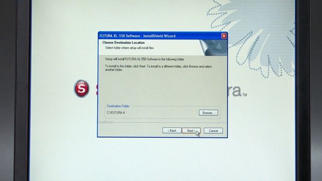 SINGER® FUTURA™ Software Installation for Windows XP смотреть онлайн