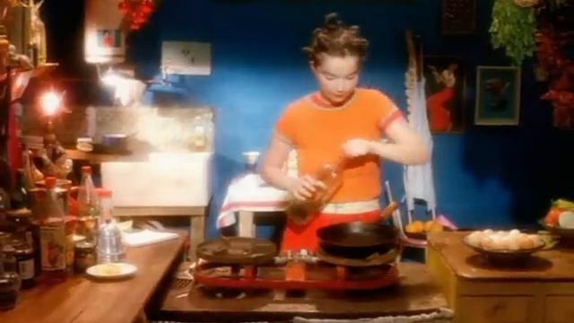 Björk - Venus As A Boy смотреть онлайн