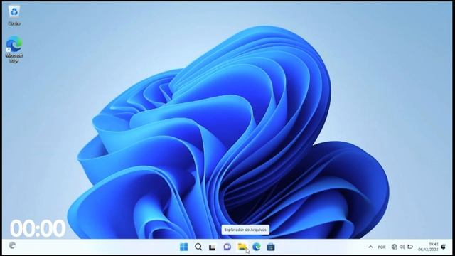 Instalei o Windows 11 em um NETBOOK antigo com 2 GB de RAM смотреть онлайн