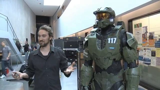 Halo 4 Forward Unto Dawn - Master Chief's Suit смотреть онлайн