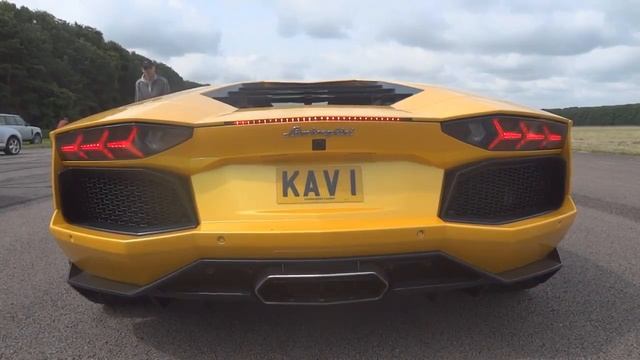 McLaren P1 vs Bugatti Veyron and Lamborghini Aventador Vs Aston Martin смотреть онлайн