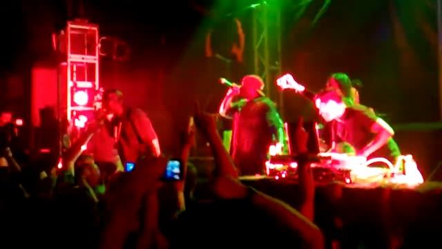 Three 6 Mafia NKA Da Mafia 6ix Live at the Firestorm Live in Orlando смотреть онлайн