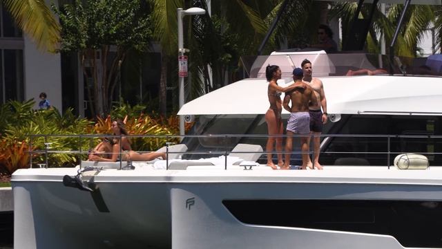 ‼️Caught Her Looking‼️| Haulover Inlet Boats | Miami