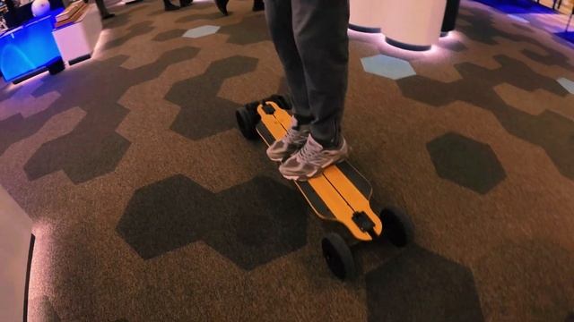 Сколько зарабатывают в Яндекс Курьер?! От провинции до Москвы! смотреть онлайн