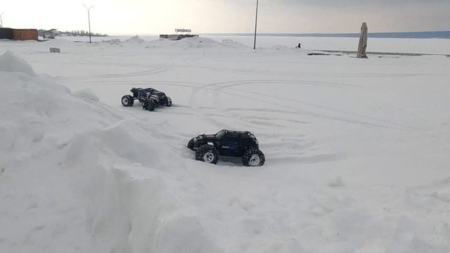 Summit в снегу