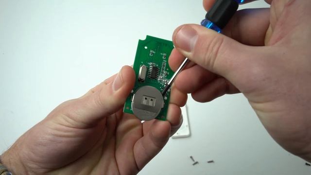 How to change/swap Battery for a CSI Classic CSI-1 Pro Series Genuine Remote смотреть онлайн