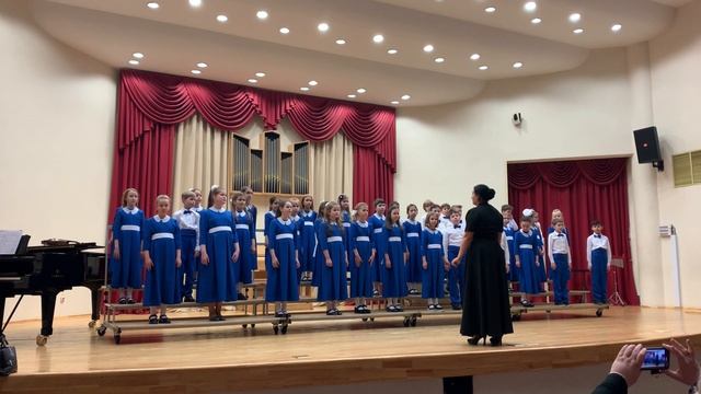 Хор «Консонанс» концертный инструментального отделения музыкальной школы им.Иванова-Крамского смотреть онлайн