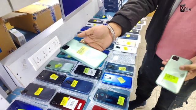 Biggest Wholesaler of Mobiles in Delhi | Prexo Phone मात्र 999 से शुरु 🤑। Zotlay Mobility смотреть онлайн