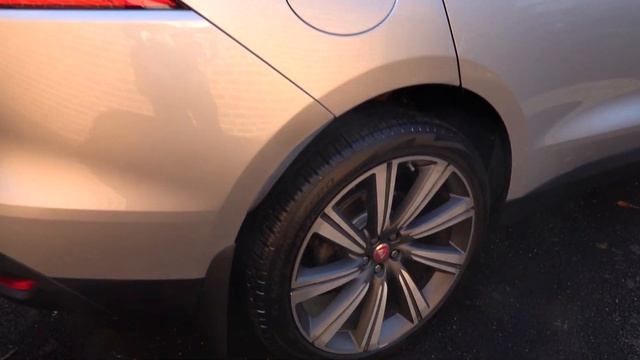 2016 Jaguar F-PACE 2.0d Portfolio Auto AWD Euro 6 (s/s) 5dr смотреть онлайн