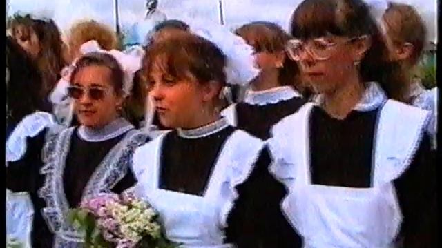 Последний звонок школа 2 Поспелиха 1999г