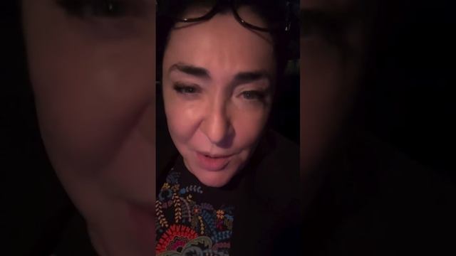 Лолита выбила себе зуб микрофоном смотреть онлайн