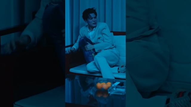 [MULTI SUB]《开挂，魔幻手机直通未来》因祸得福，小伙被美妻谋害却意外获得能预知未来的魔幻手机，从此开启开挂人生 #热门短剧 #短剧推荐 #逆袭 #重生 #爽文 #都市