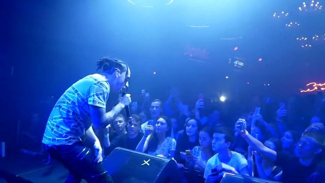 Yanix - Лёд [ LIVE ] смотреть онлайн