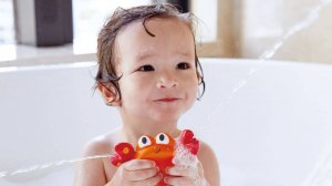 Купание стало веселее! Брызгалки Рыбка и Краб для вашего малыша!