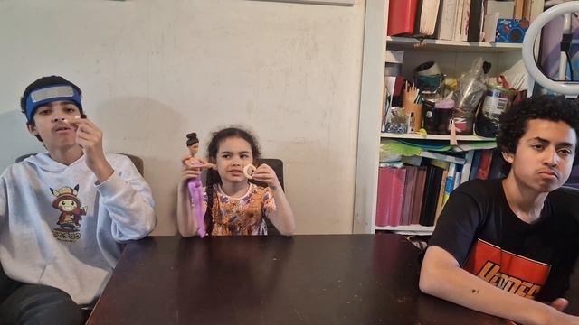 unboxing with the Storms. we visited Manga Mafia in Aachen here is what we got. смотреть онлайн