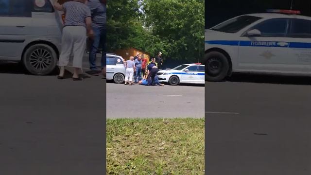 Типичные Гаишники, толпой скрутили деда. #mosacore #жиза #гаи #авто смотреть онлайн