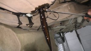 Чистим от говнища мотор Колькиного  лексуса