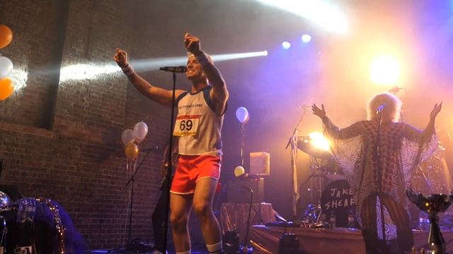 Jake Shears - Comfortably Numb at The Village Underground смотреть онлайн