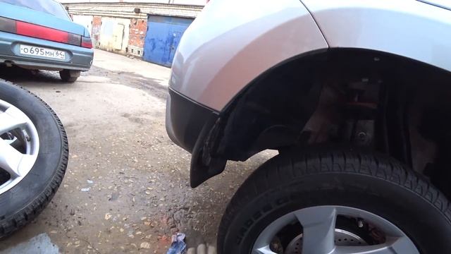 DUSTER - меняю колеса зима-лето. смотреть онлайн