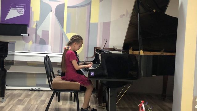 "Песенка крокодила Гены" В. Шаинский, переложение О. Геталовой смотреть онлайн