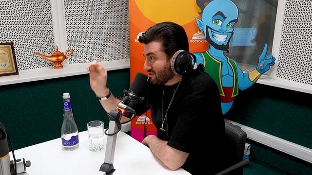 Арсен Шахунц о дуэте с Сосо Павлиашвили, съёмках в Ереване и юбилее | «Восточный экспресс» смотреть онлайн