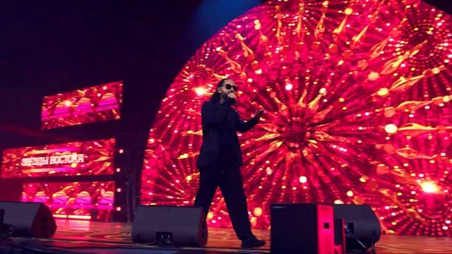 МОТ - Случайности не случайны | Звёзды Востока 2023 смотреть онлайн