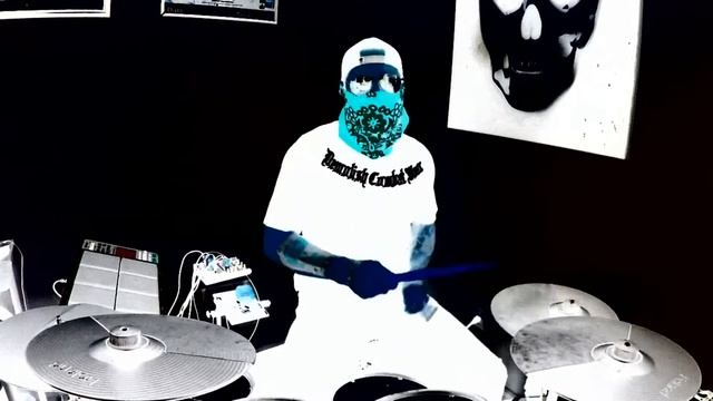 Three 6 Mafia - Slob On My Knob (Drum Cover) смотреть онлайн