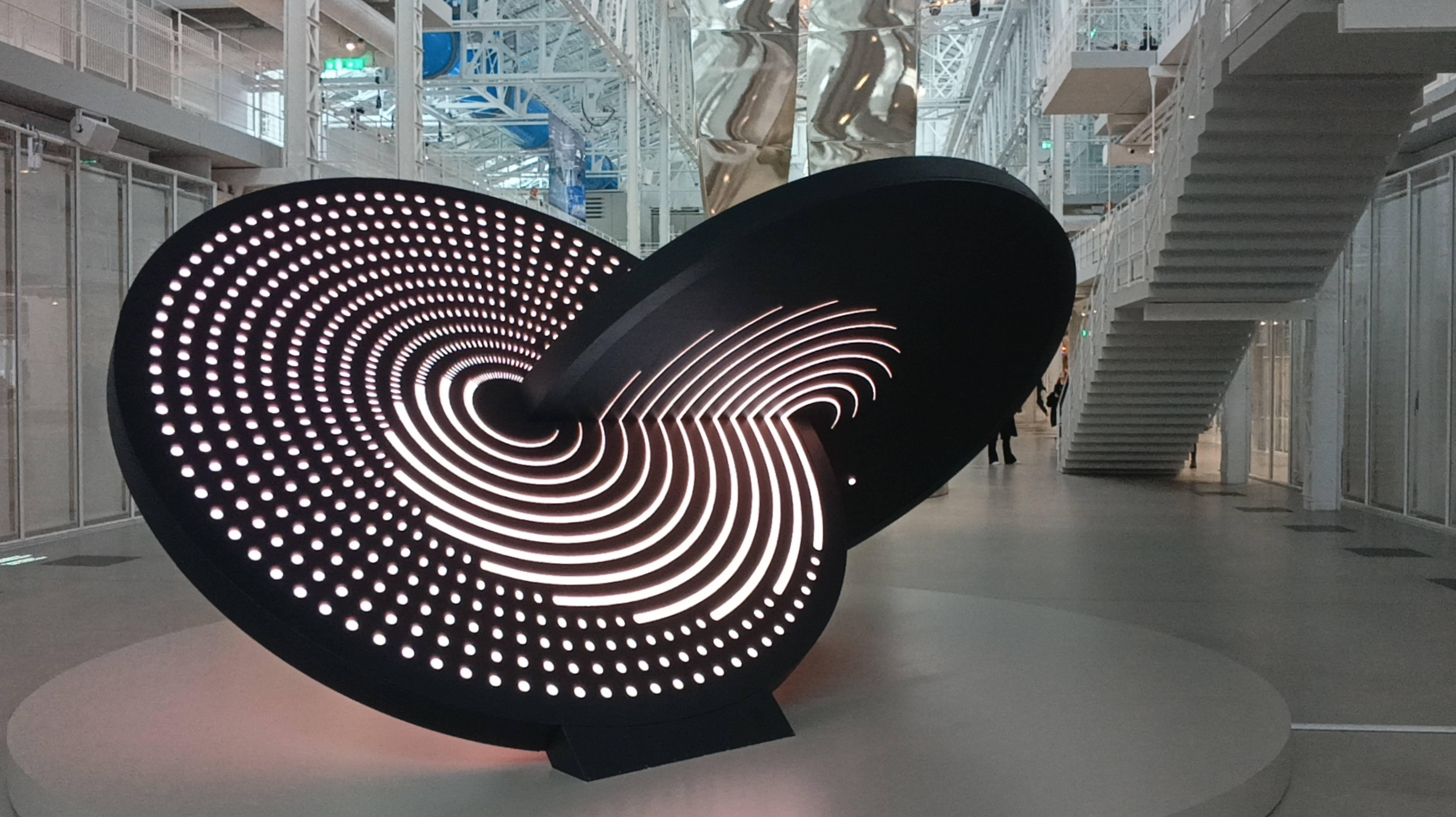 Прогулки по Москве. ГЭС-2. "Квадрат и пространство. От Малевича до ГЭС-2".В последний день выставки смотреть онлайн