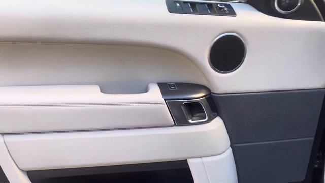 Land Rover Range Rover Sport 3.0 SVR смотреть онлайн