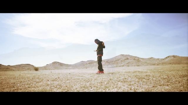 Soulja Boy Tell 'Em - Whippin' My Wrist смотреть онлайн